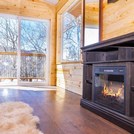 Half Moon Lake Lodge Пайндейл Екстериор снимка
